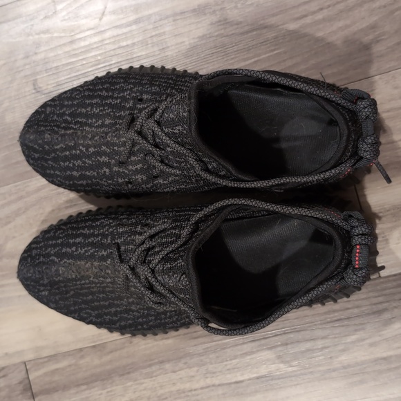 Men's Adidas Yeezy Boost 350 - Pirate Black. Sz 8.5 - Picture 4 of 4